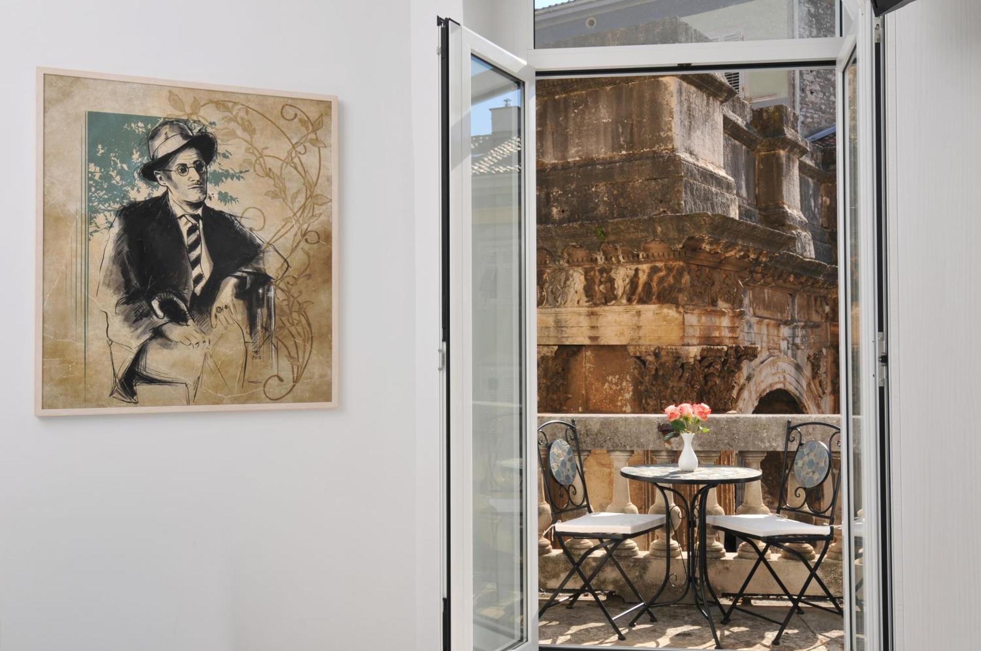 Boutique Suites Joyce Pula Buitenkant foto