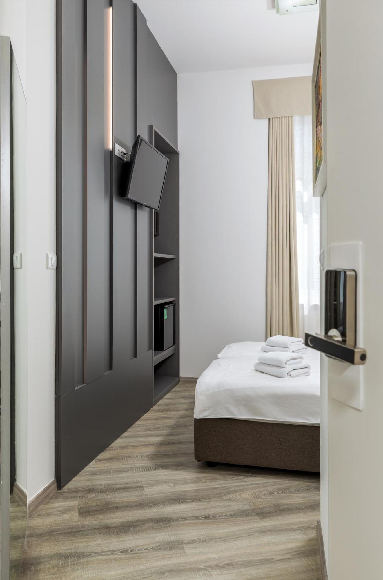 Boutique Suites Joyce Pula Buitenkant foto