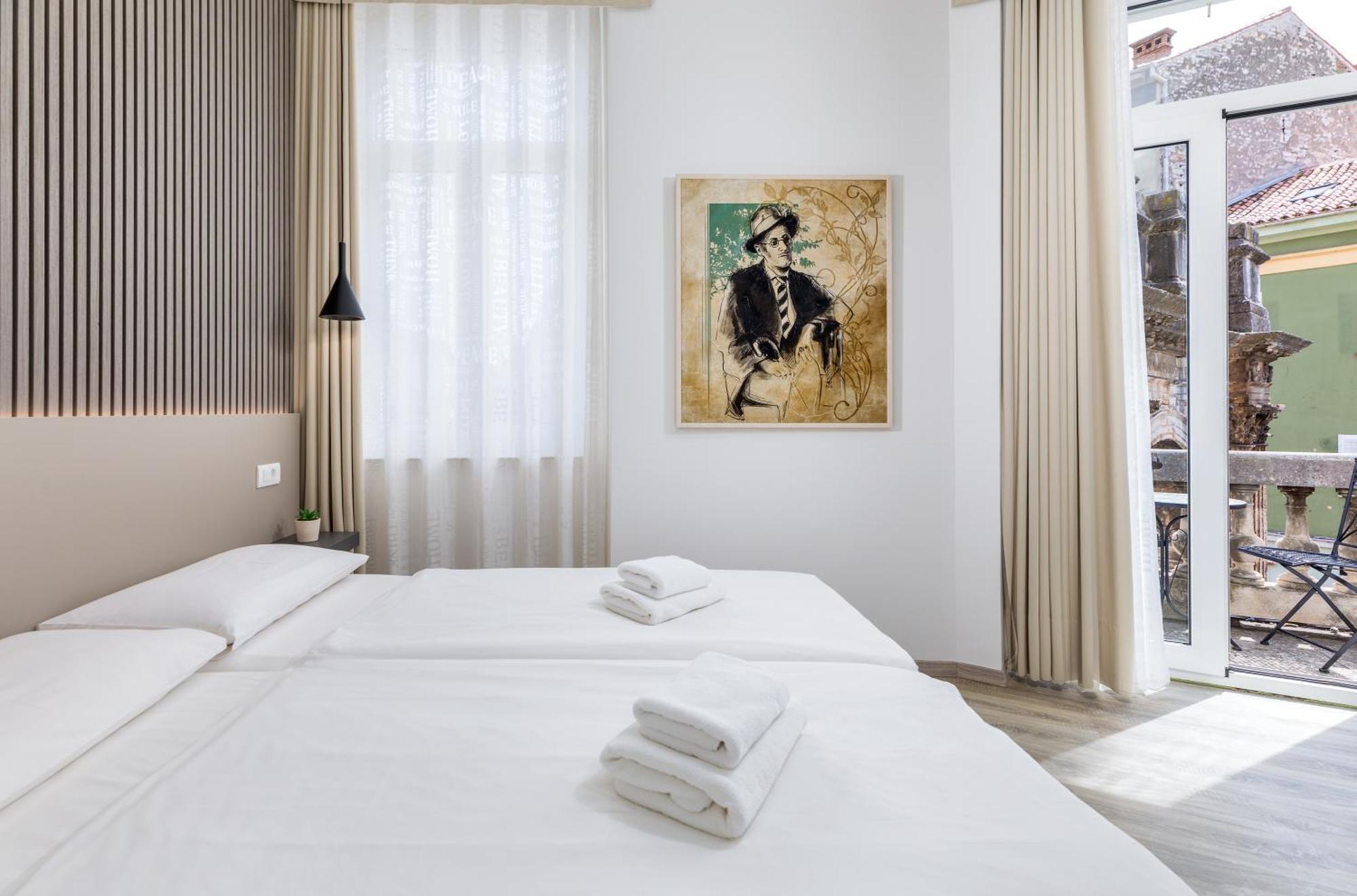 Boutique Suites Joyce Pula Buitenkant foto