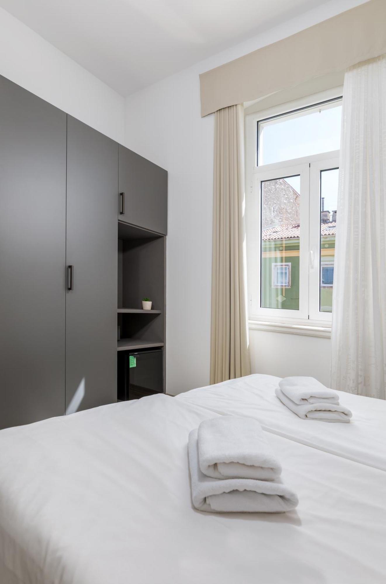 Boutique Suites Joyce Pula Buitenkant foto