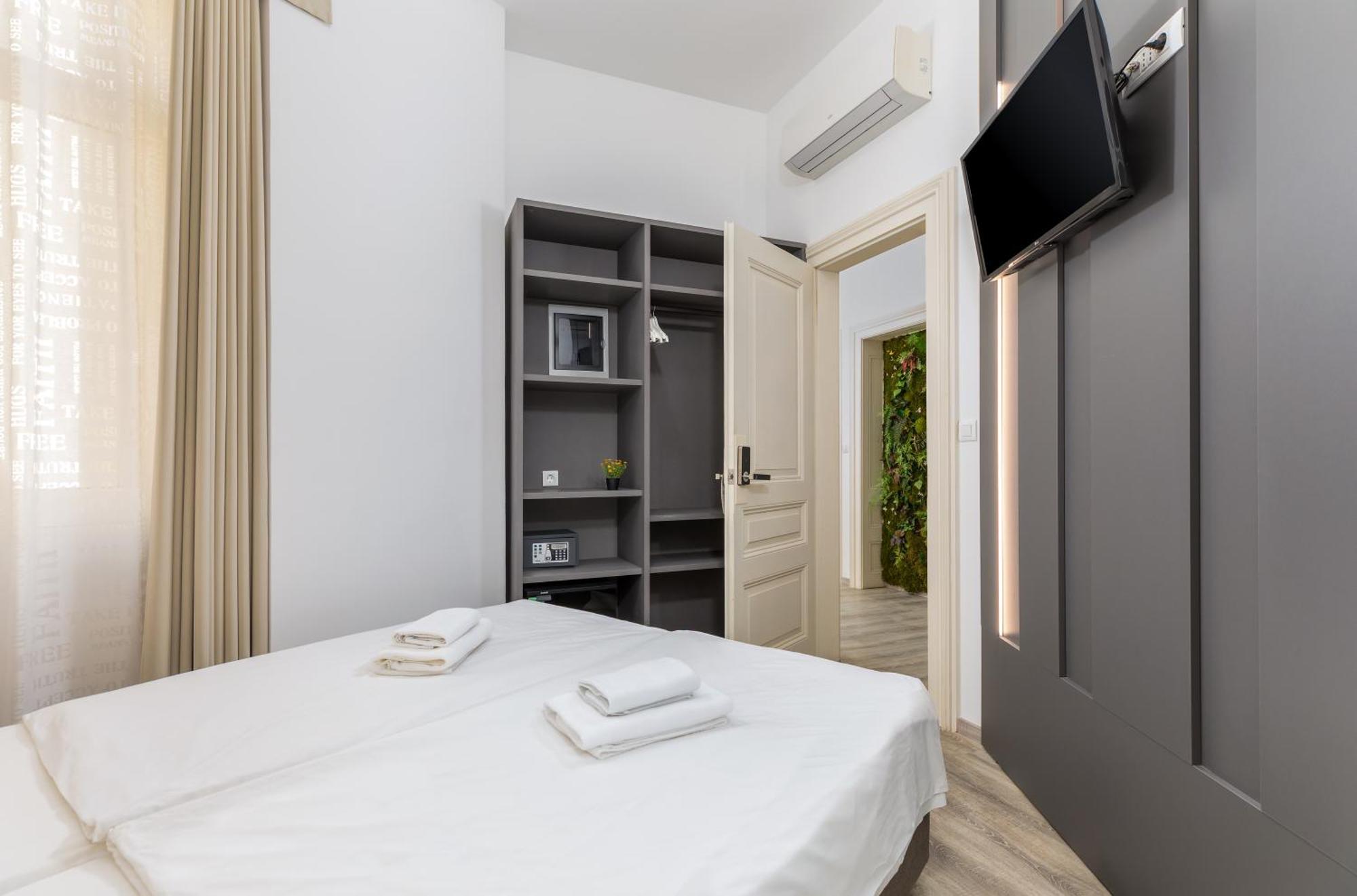 Boutique Suites Joyce Pula Buitenkant foto