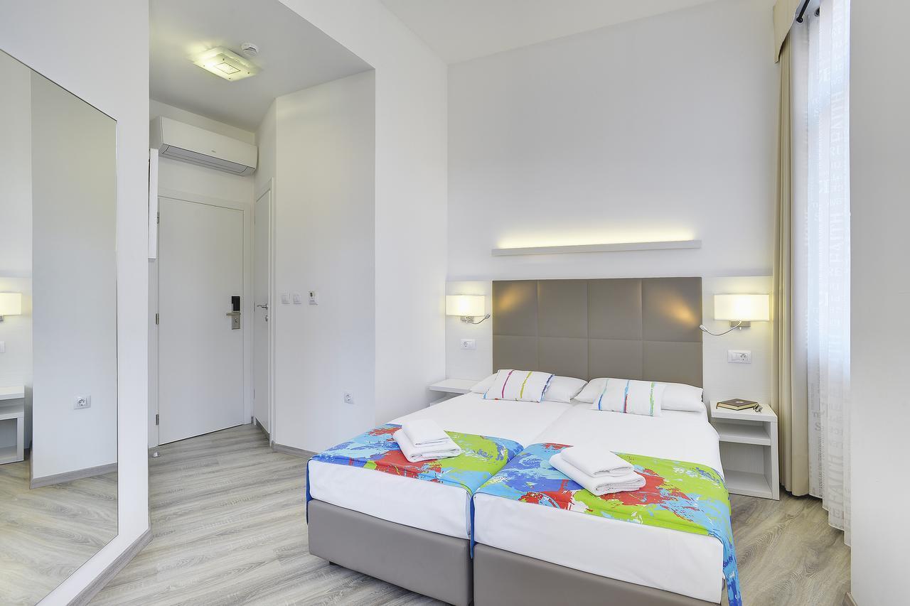 Boutique Suites Joyce Pula Buitenkant foto