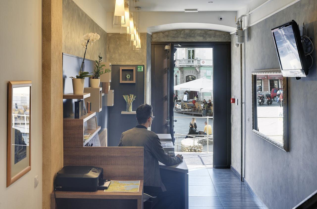Boutique Suites Joyce Pula Buitenkant foto