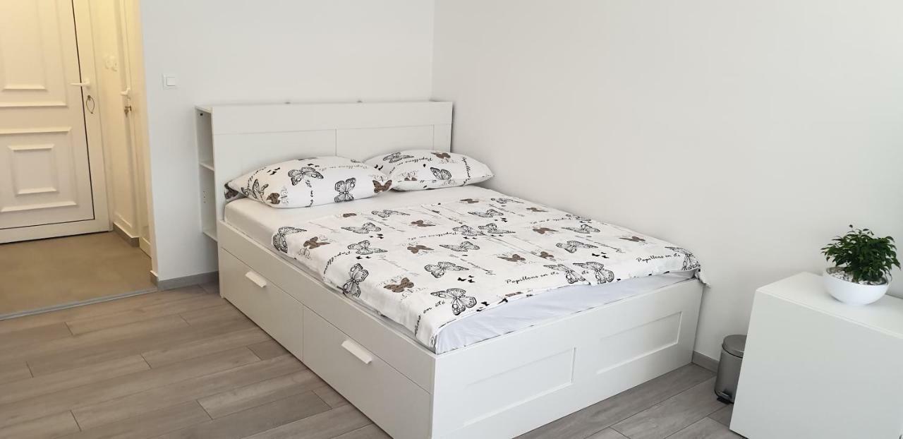 Boutique Suites Joyce Pula Buitenkant foto